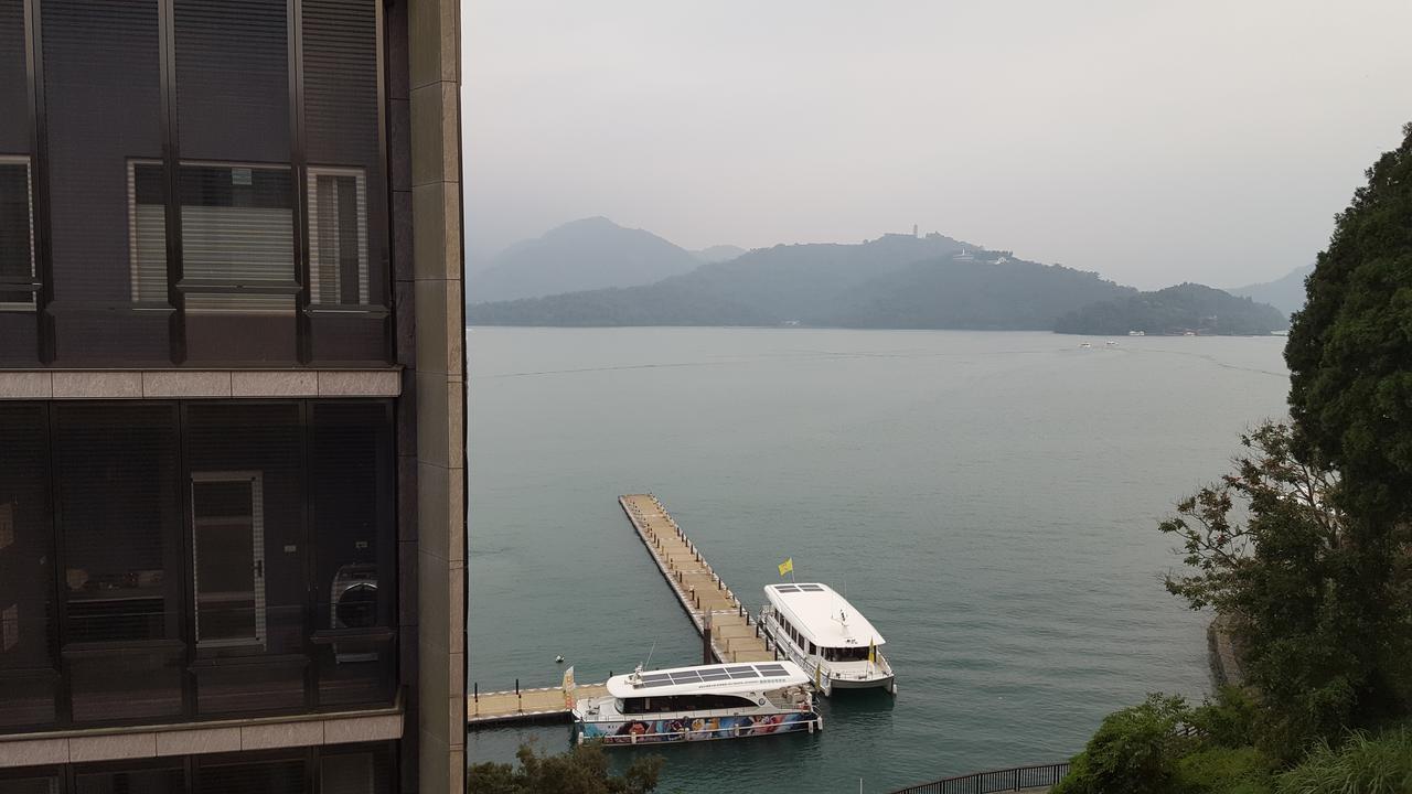 Sun Moon Lake Long Xing Homestay Yuchi Exterior foto